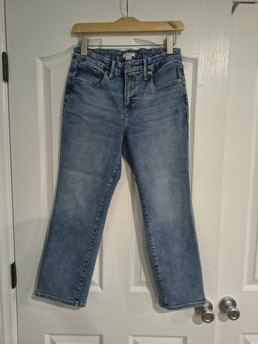 GOOD AMERICAN High Rise Straight Leg Jeans Medium Wash Size 8/29